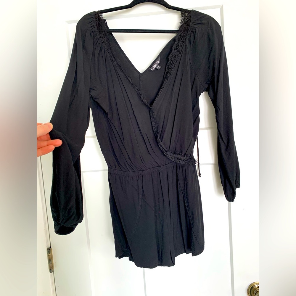 Express long sleeve/shorts romper
